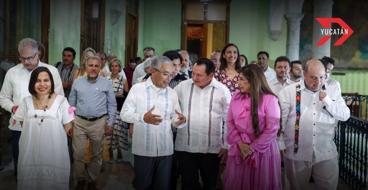 Joaquín Díaz Mena muestra el potencial de Yucatán a funcionarios federales